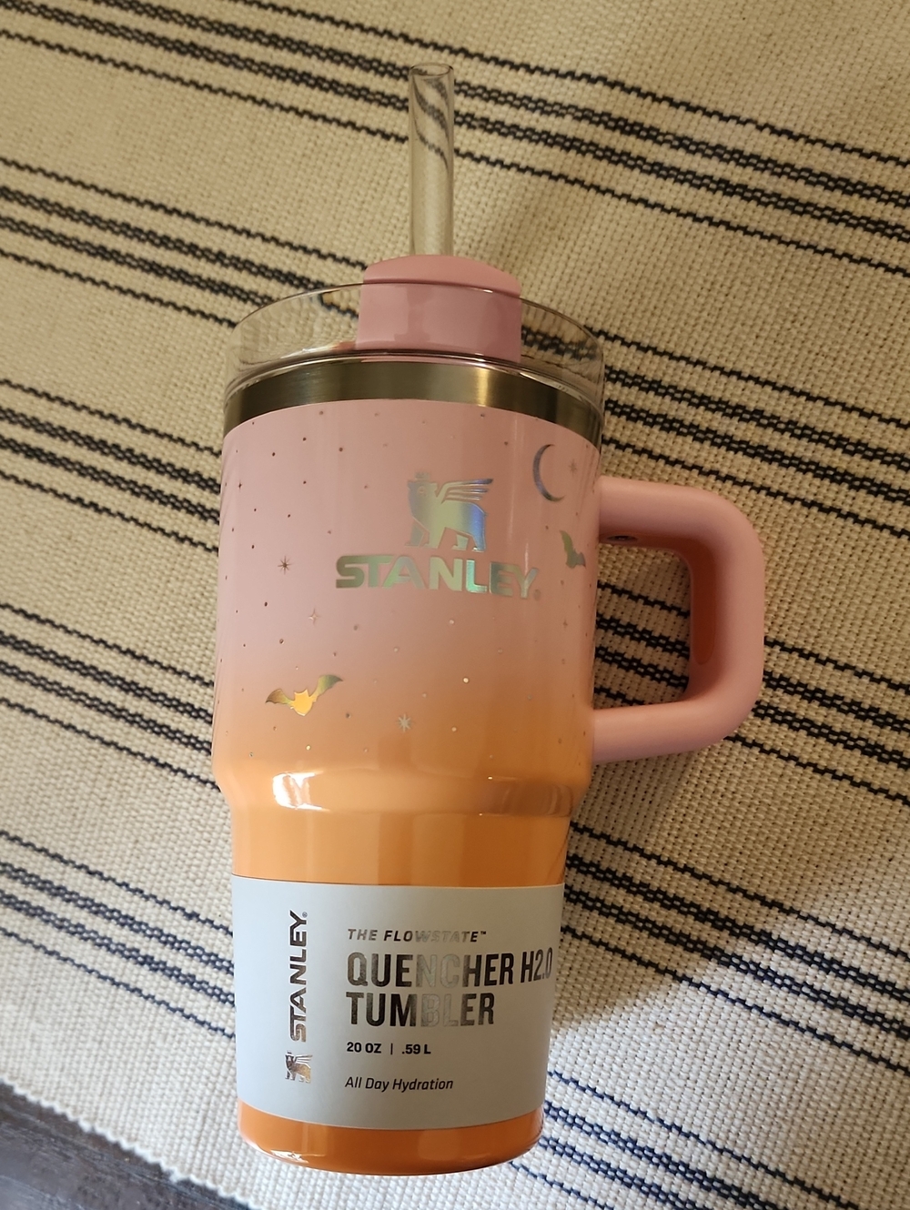 Stanley Halloween Two-Tone Pink and Peach Quencher H2.0 20oz Tumbler with Handle - Picture 5 of 6